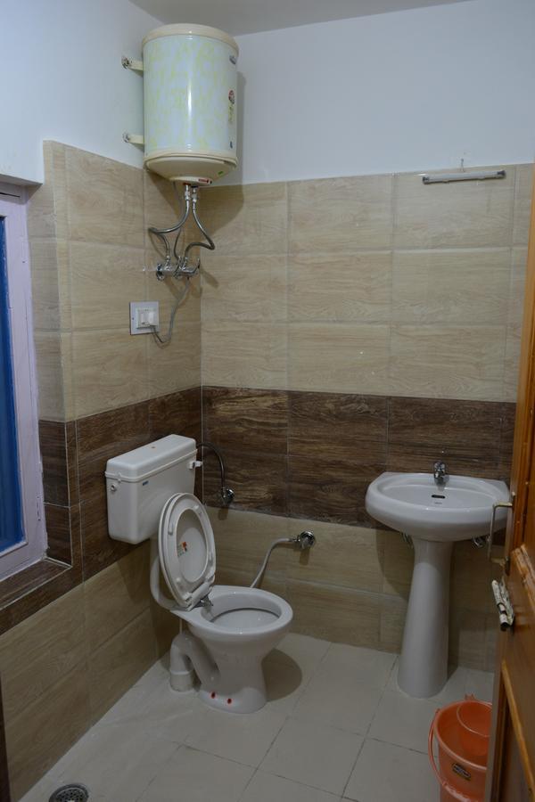 Ambika Bliss Bed & Breakfast มะนาลี ภายนอก รูปภาพ