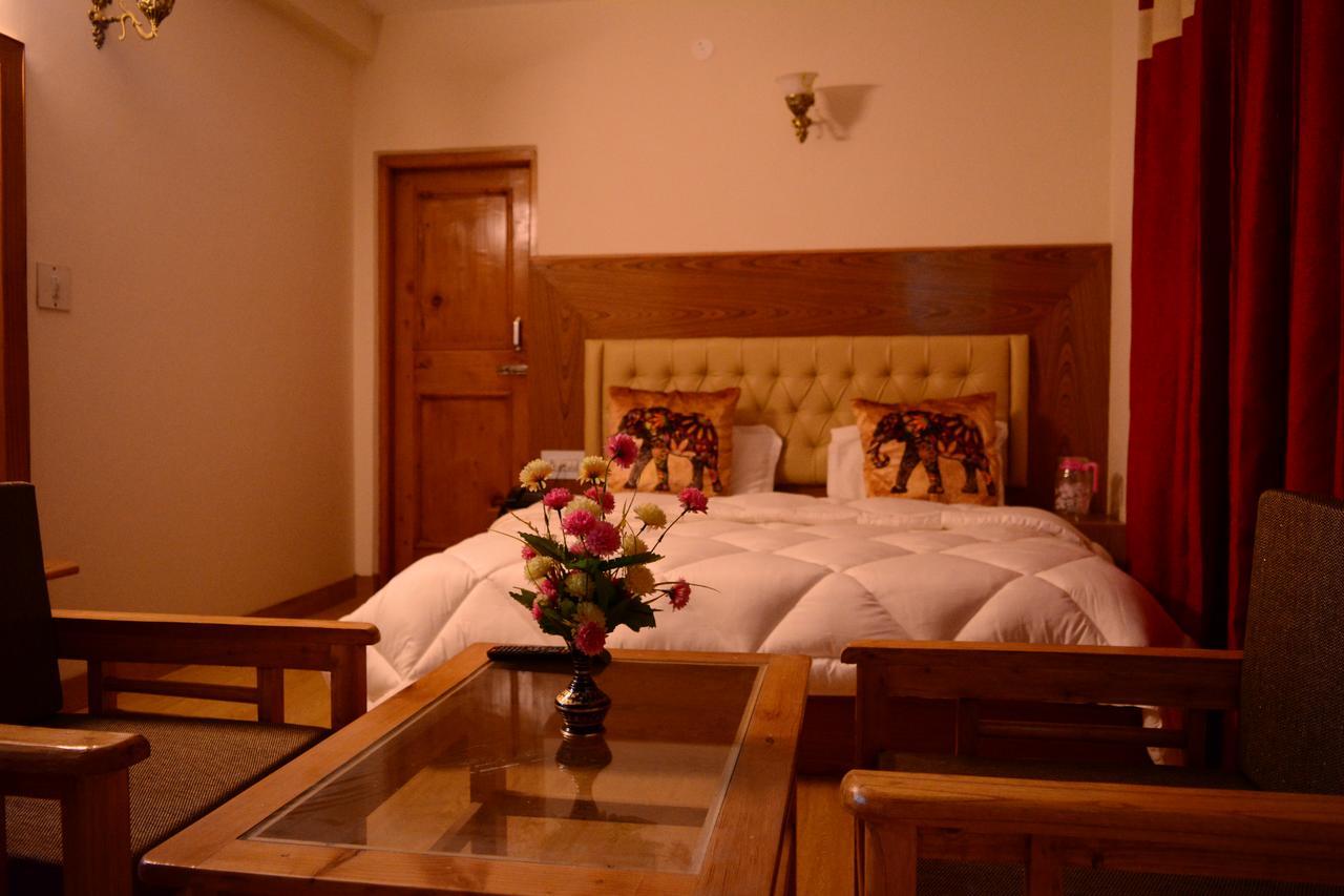 Ambika Bliss Bed & Breakfast มะนาลี ภายนอก รูปภาพ